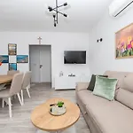 Erholung Free Garage Space