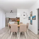 Erholung Free Garage Space Apartment Makarska