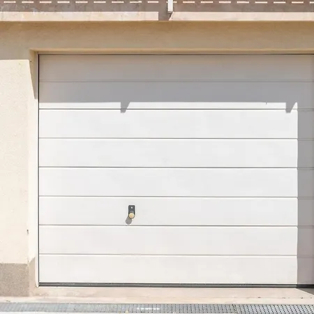 Erholung Free Garage Space Lägenhet Makarska